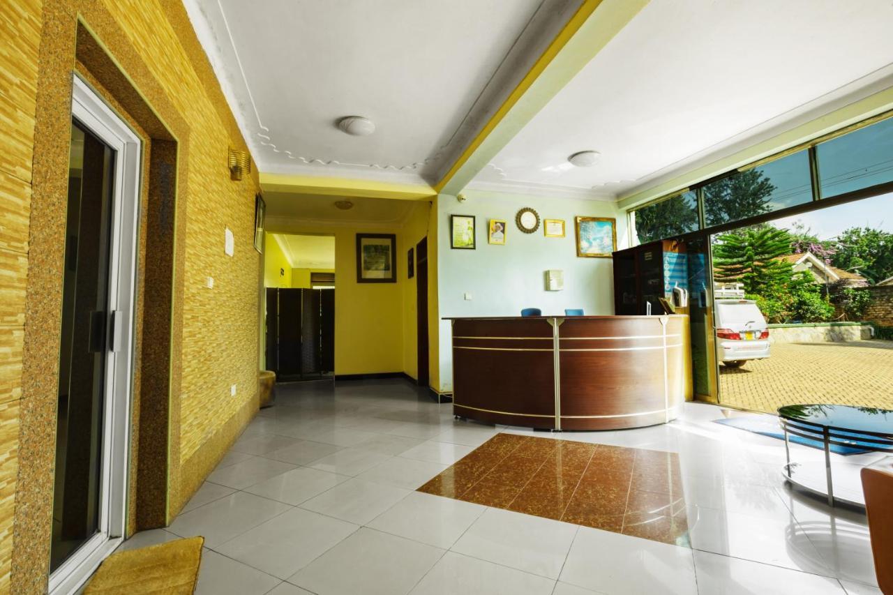 Santa Maria Hotel Entebbe Ngoại thất bức ảnh